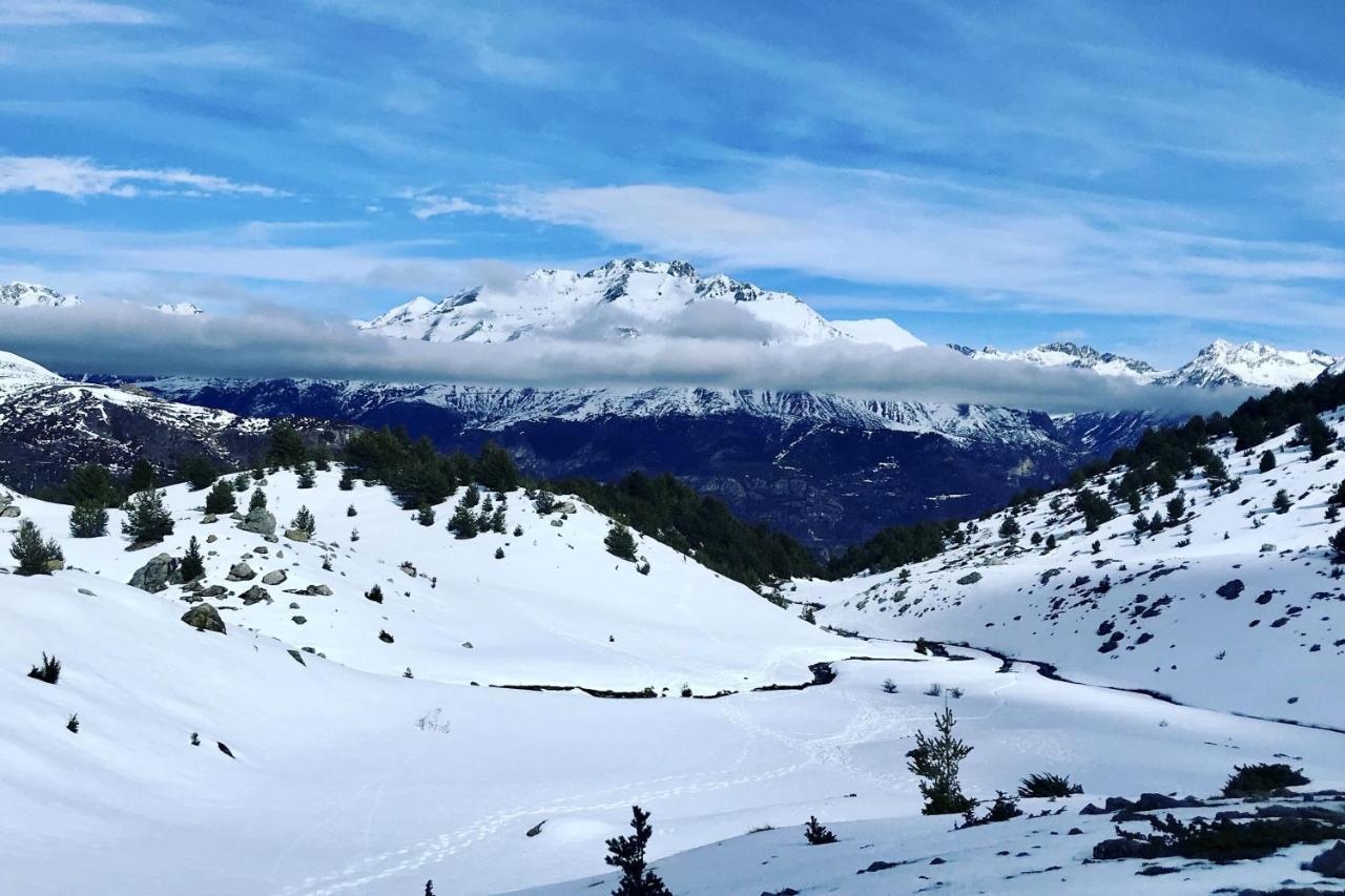 Oros Bajo Rural Hostel Dos Lucas المظهر الخارجي الصورة